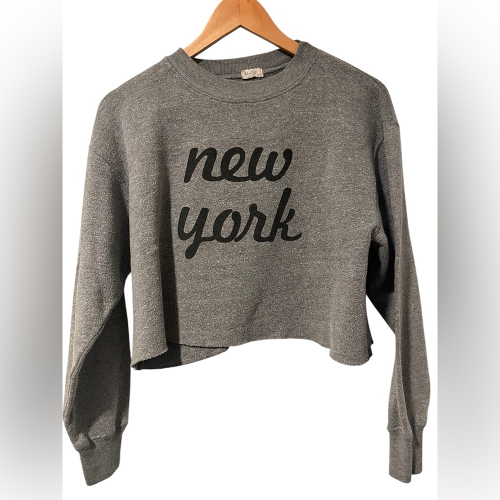 New York cropped women’s sweatshirt. Size small.